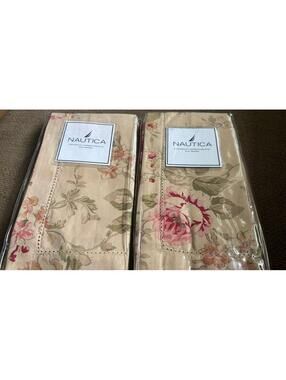 2 New Vintage Nautica Napkins 19" x 19" Granny Core Floral Spice 4 pc Set